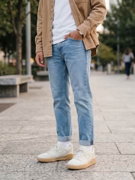 Combine with light-wash straight-leg jeans, a white organic cotton tee, and an unbuttoned tan corduroy shirt for a classic weekend outfit.