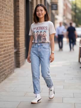Arizona Retro – Pair with high-waisted, straight-leg mom jeans in a light wash and a tucked-in vintage graphic t-shirt for a quintessential retro look.
