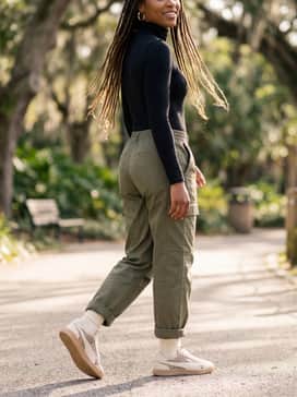 Club 5v5 Animal Womens Animal Print Sneakers – Wear with olive green cargo pants and a fitted black turtleneck bodysuit, finished with gold hoop earrings to complement the warm tones of the leopard print.