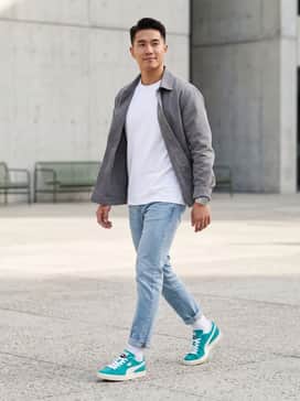 Pair with light-wash tapered denim jeans and a crisp white heavyweight t-shirt for a classic, 90s-inspired street look.