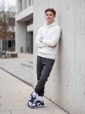 Dunk Low Retro – Style with charcoal grey tech-fleece joggers and a matching white heavyweight hoodie for a cohesive and comfortable high-end athleisure ensemble.