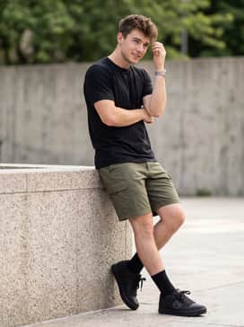 Freerider Dlx Mountain Bike Shoes – Match with olive green utility shorts and a black performance tee for a practical, trail-ready summer outfit.