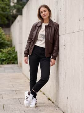 Combine with black slim-fit chinos and a tucked-in vintage graphic tee, topped with a brown leather bomber jacket to echo the shoe's accents.
