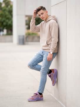 Wear with light-wash distressed slim-fit jeans and a neutral beige hoodie for a high-impact casual weekend ensemble.