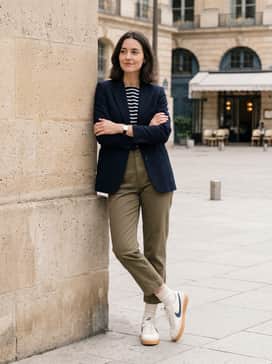 Killshot 2 – Cropped olive-colored chinos worn with a classic navy-and-white striped Breton top and a structured navy blazer for a nautical-inspired smart-casual outfit.