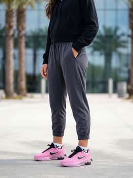 Lebron Witness 9 – High-waisted charcoal joggers and a cropped black hoodie to highlight the shoe's silver accents during warm-ups.