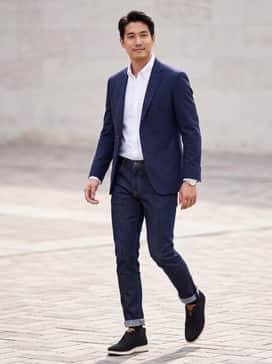 Mens 2zergrand Stitchlite Wingtip Oxfords – Pair with slim-fit dark indigo jeans, a white poplin button-up, and a tailored navy blazer for a sophisticated high-low look.