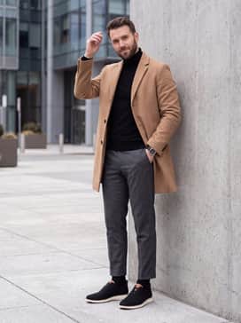 Mens 2zergrand Stitchlite Wingtip Oxfords – Match with charcoal grey wool trousers, a black turtleneck, and a tan overcoat to lean into a sleek, minimalist urban aesthetic.