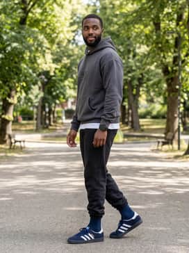 Munchen Ii Spzl – Wear with black joggers and a grey oversized graphic hoodie for a relaxed, high-quality streetwear look that emphasizes effortless cool.
