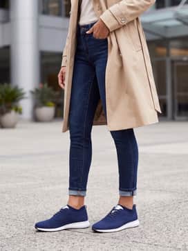 Womens 2zergrand Stitchlite Wingtip Oxfords – Style with dark-wash skinny jeans and a classic beige trench coat for a sophisticated weekend outfit.