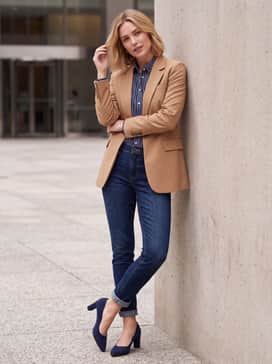 Womens Grand Ambition Angelica Pumps – Dark wash indigo skinny jeans, a tucked-in pinstripe button-down shirt, and a tan oversized blazer for a polished smart-casual weekend ensemble.