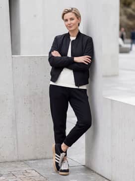 Y3 Gazelle Shoes – Relaxed-fit black tech-fleece joggers, a high-density cotton graphic t-shirt in bone white, and a sleek nylon bomber jacket for a modern streetwear vibe.